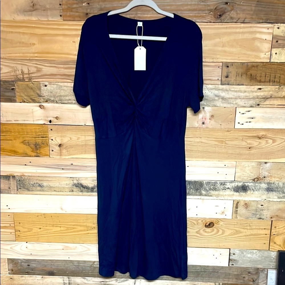 Elegant Navy Blue V-Neck Size Large Lightweight Soft and Stretchy Midi Dress